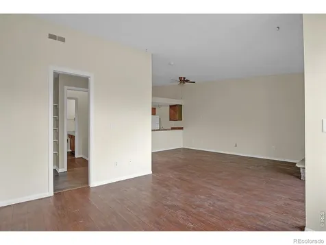 467 S Memphis Way Aurora CO 80017