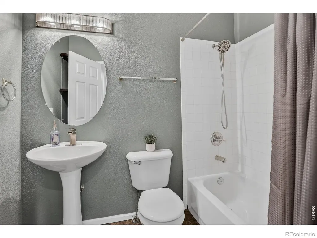 1703 Whitehall Drive Longmont CO 80504