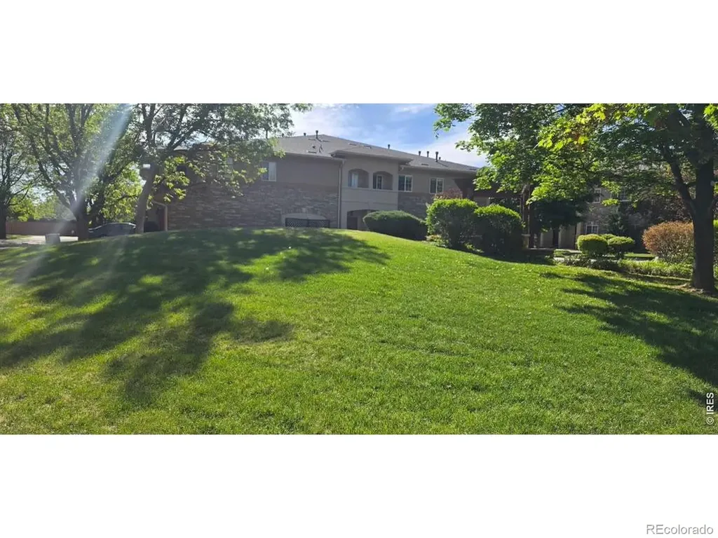 1703 Whitehall Drive Longmont CO 80504