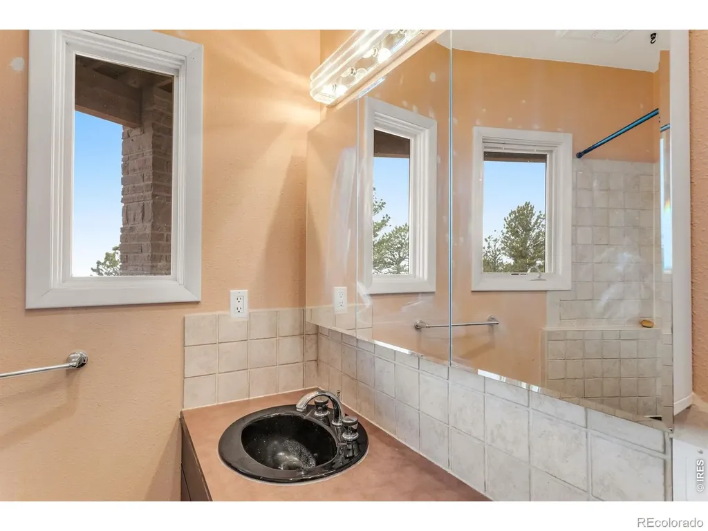 3001 Eagle Ridge Road Longmont CO 80503