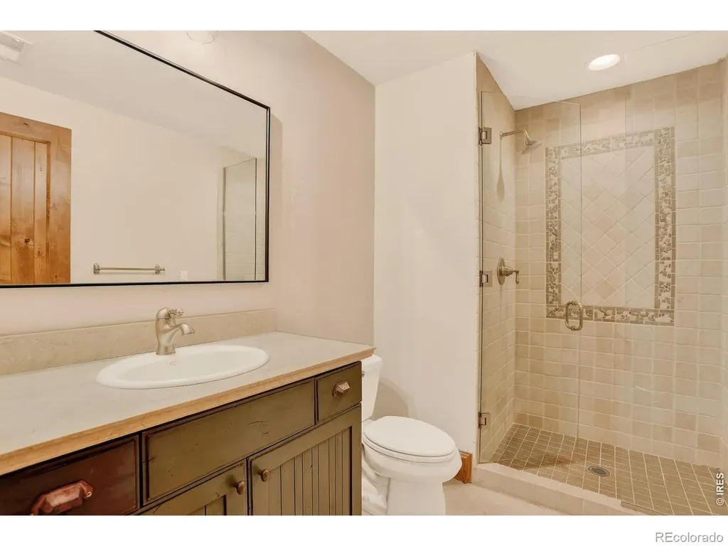 8652 Portico Lane Longmont CO 80503