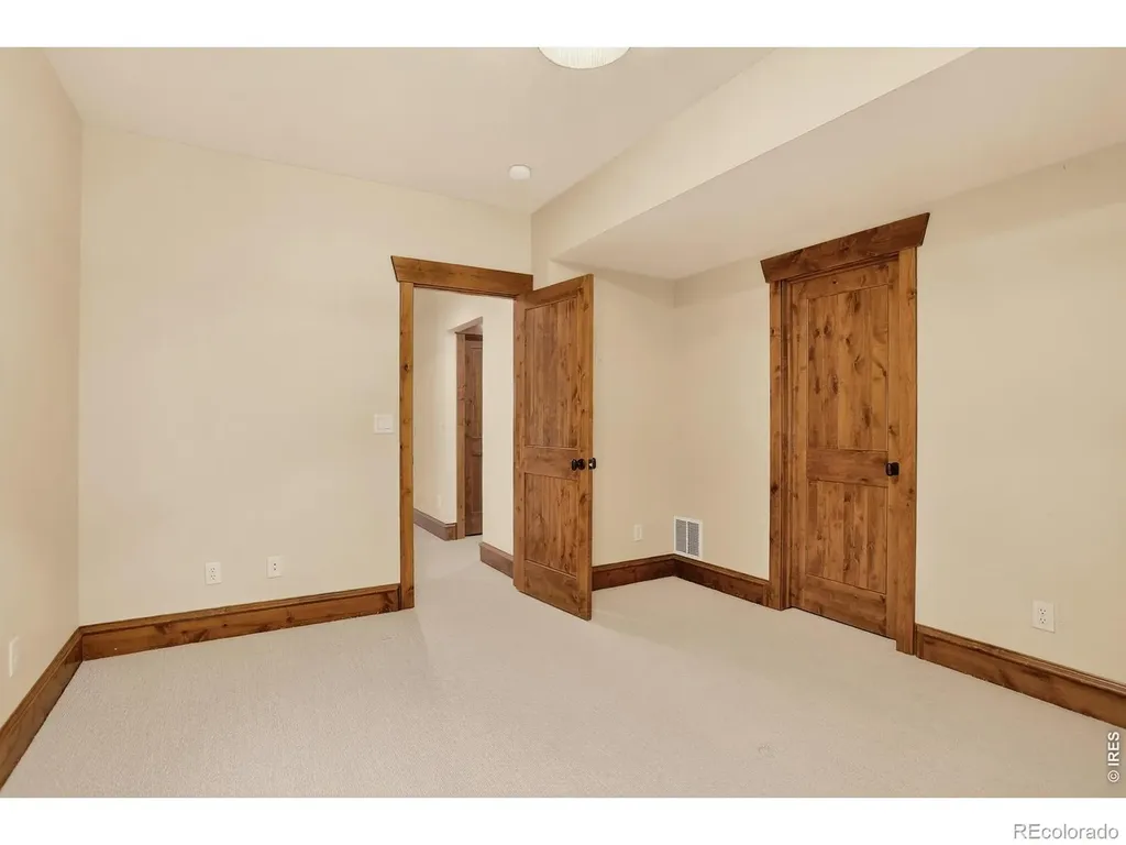 8652 Portico Lane Longmont CO 80503