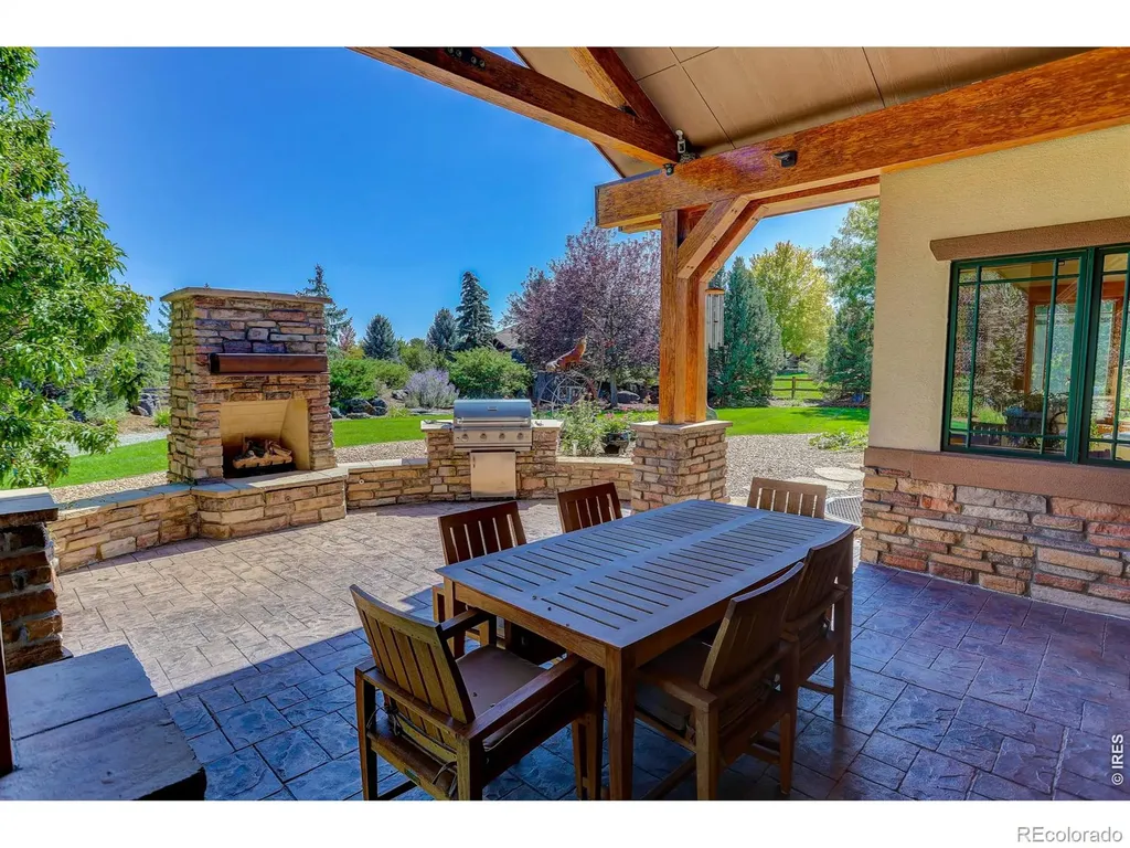 8652 Portico Lane Longmont CO 80503
