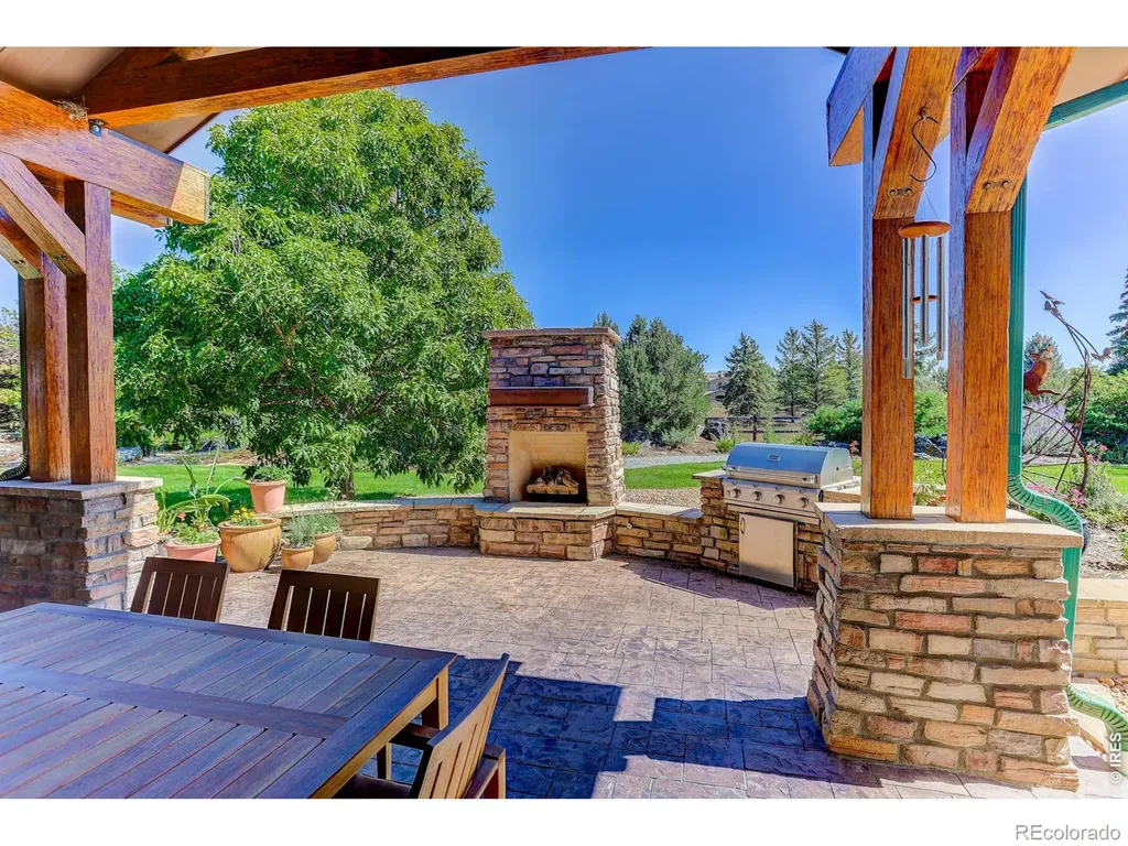 8652 Portico Lane Longmont CO 80503