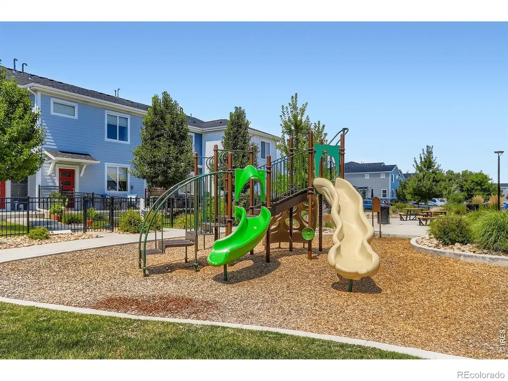 690 Stonebridge Drive Longmont CO 80503