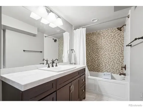6034 S Steele Street Centennial CO 80121