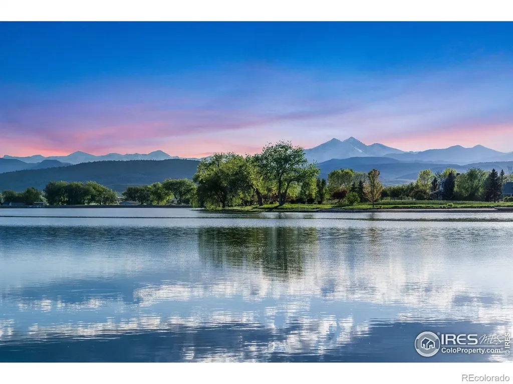 9715 Meadow Ridge Lane Longmont CO 80504