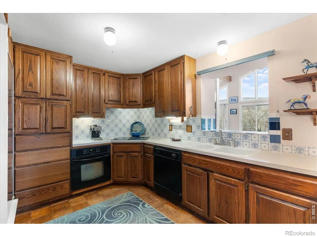6600 Tamarax Court Loveland CO 80538