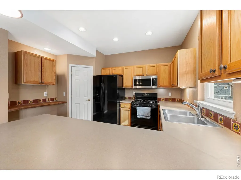 2237 Watersong Circle Longmont CO 80504