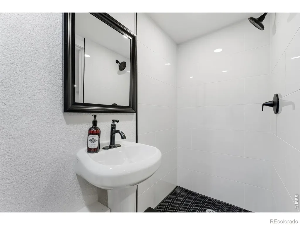 830 Martin Street Longmont CO 80501