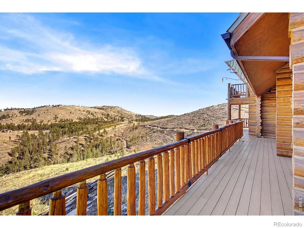 905 Stratton Park Road Bellvue CO 80512