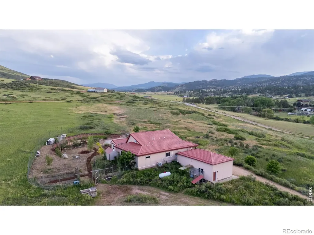 108 Lonestar Road Lyons CO 80540