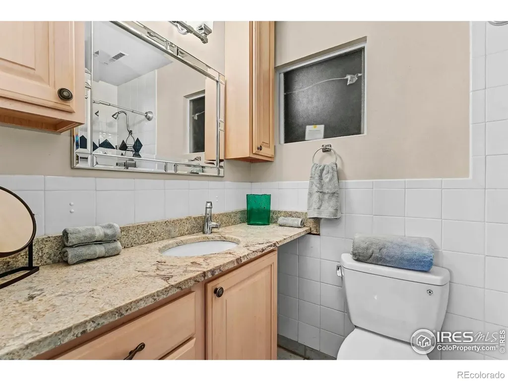 19 Dale Place Longmont CO 80501