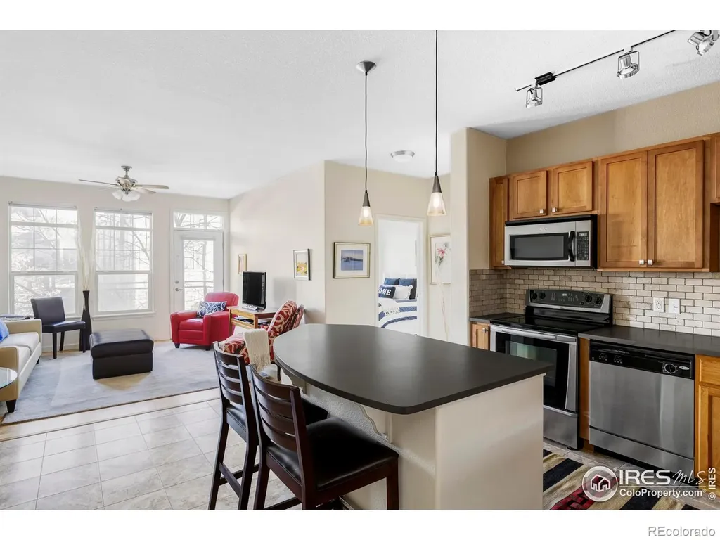 13456 Via Varra Broomfield CO 80020