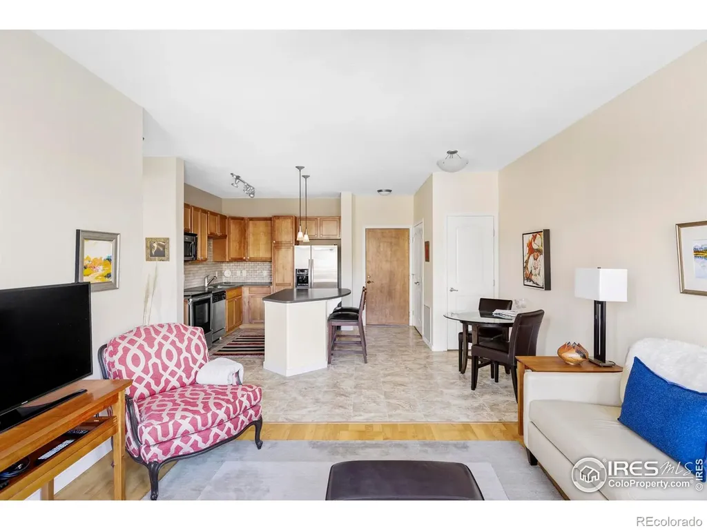 13456 Via Varra Broomfield CO 80020