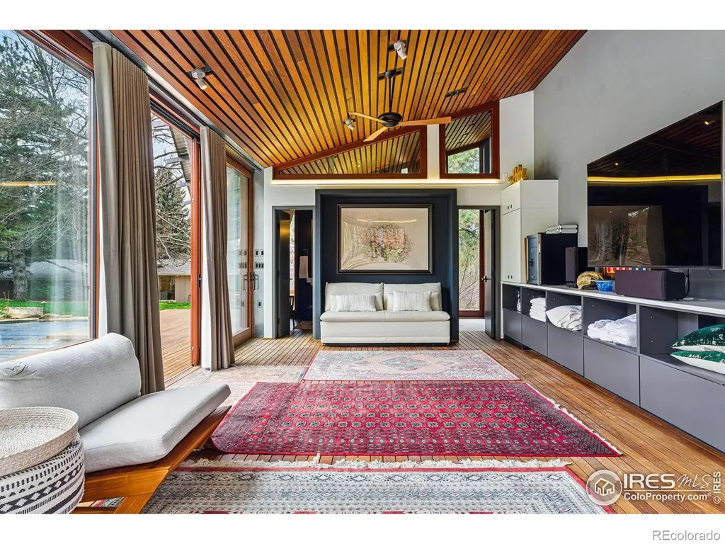 182 Ridge Road Boulder CO 80303