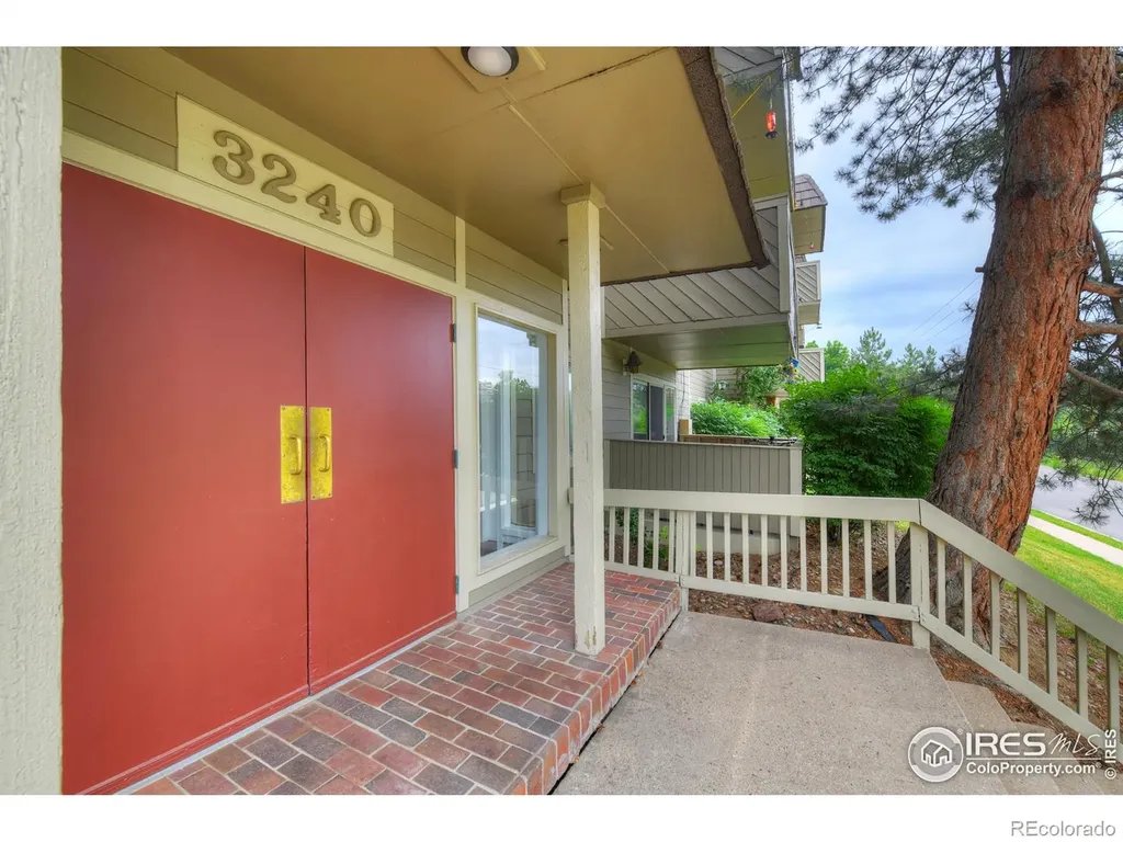3240 Iris Avenue Boulder CO 80301
