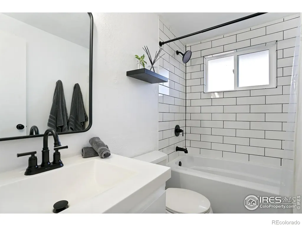 2327-2331 W 18th Street Loveland CO 80538