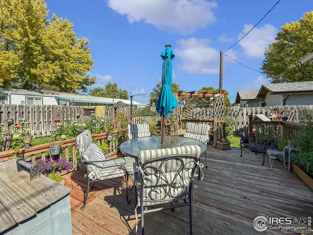 327 E Emerson Street Holyoke CO 80734