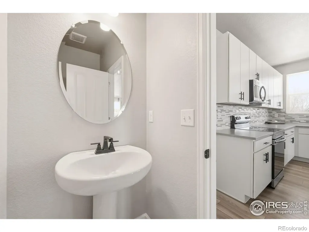 2463 Harlequin Place Johnstown CO 80534