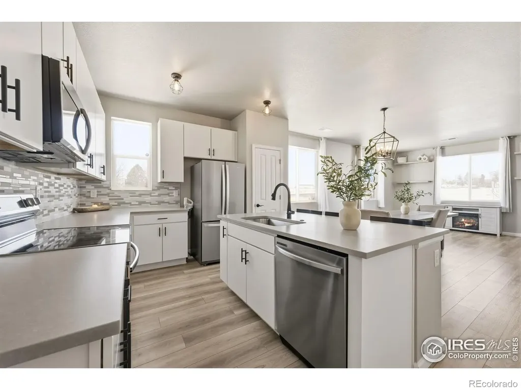 2463 Harlequin Place Johnstown CO 80534