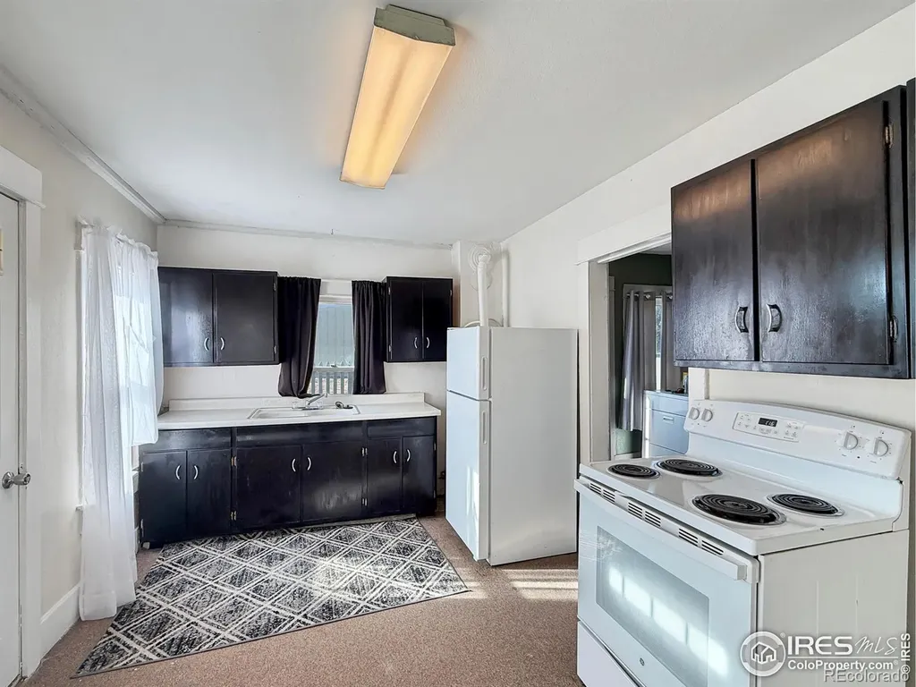 241 E 1st Street Haxtun CO 80731