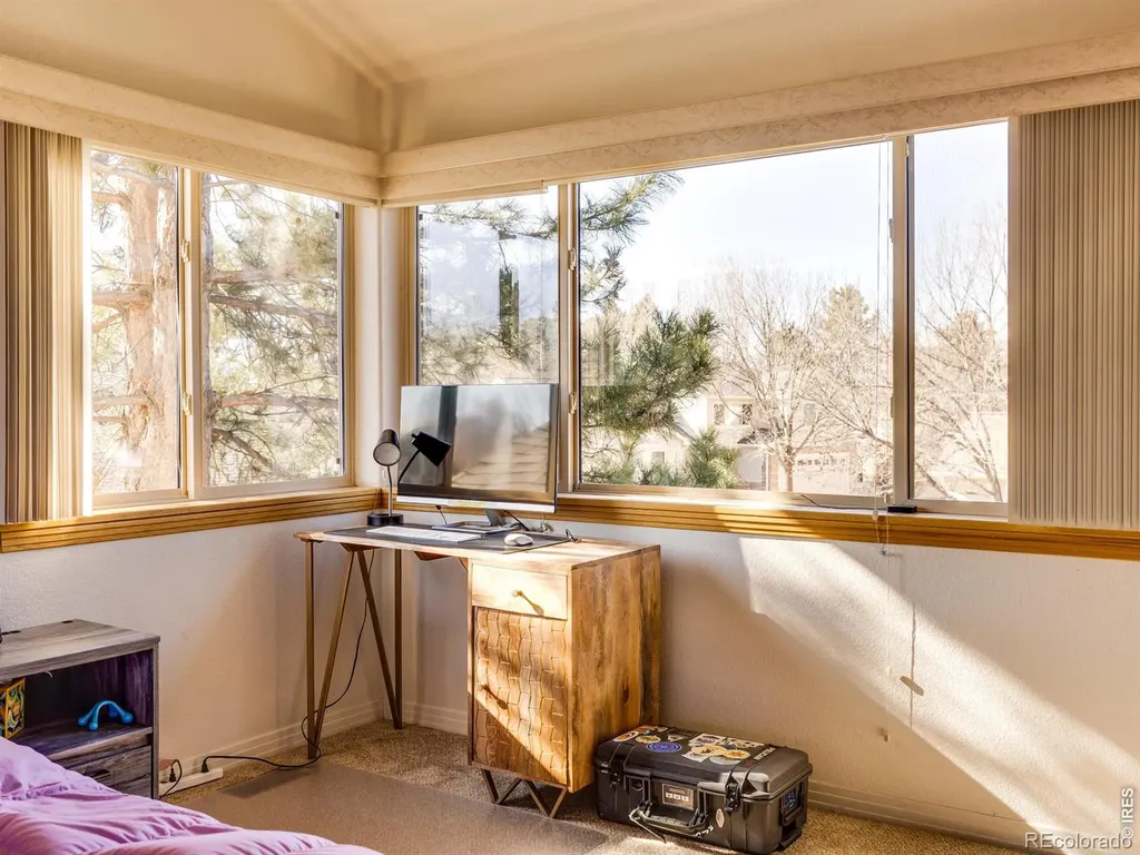 927 Hover Ridge Circle Longmont CO 80501