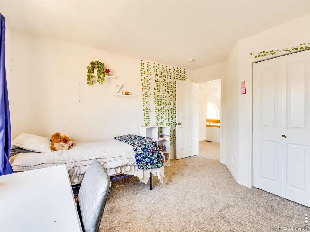 927 Hover Ridge Circle Longmont CO 80501