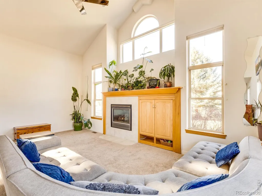 927 Hover Ridge Circle Longmont CO 80501
