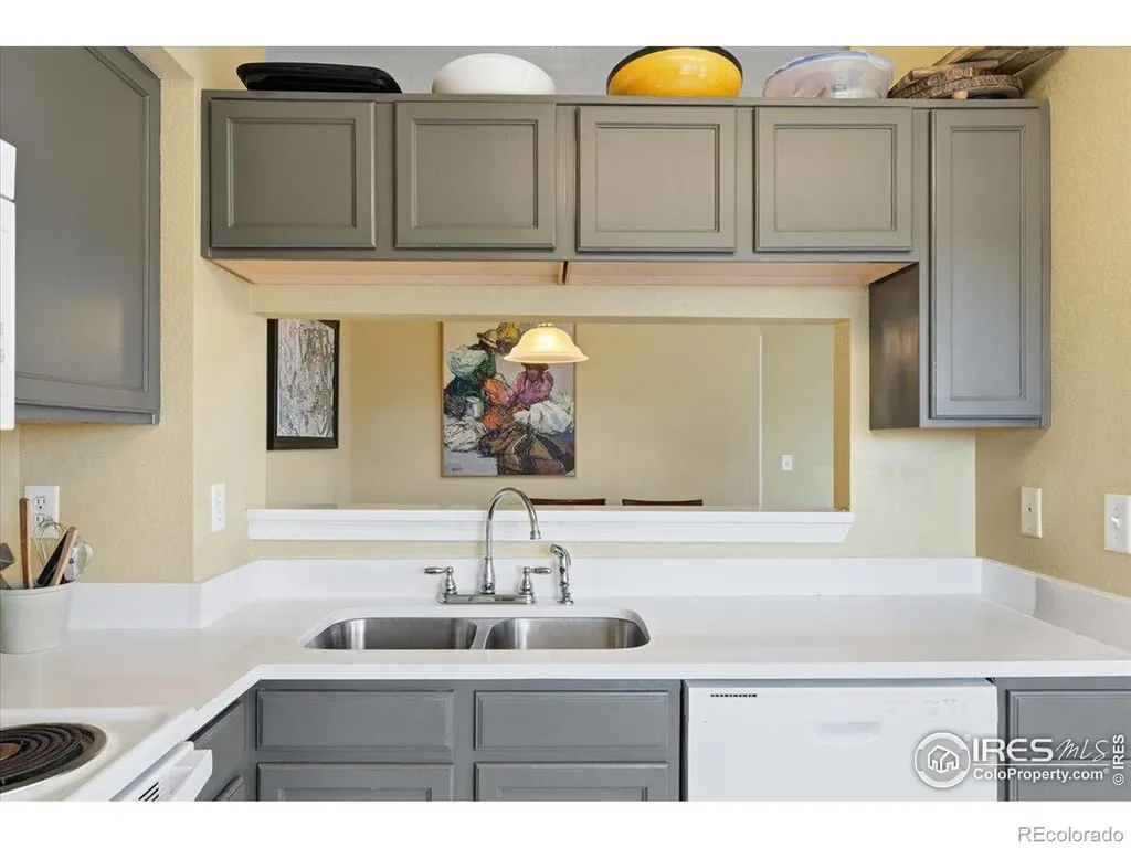 930 Button Rock Drive Longmont CO 80504