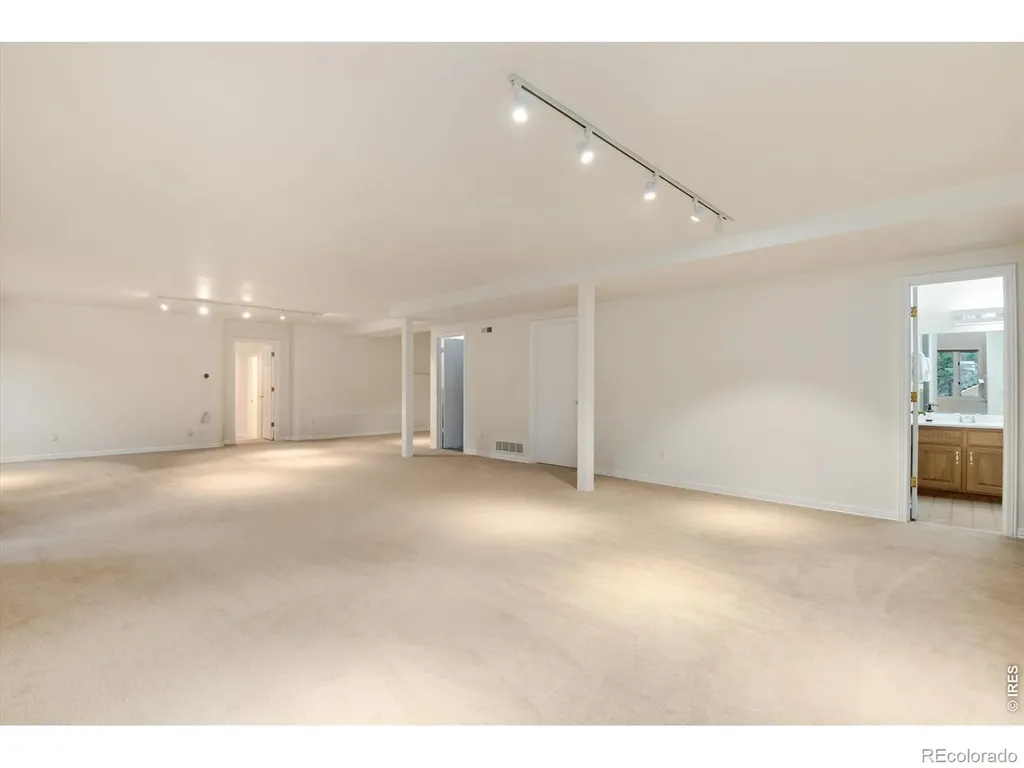 142 Meadowlook Way Boulder CO 80304