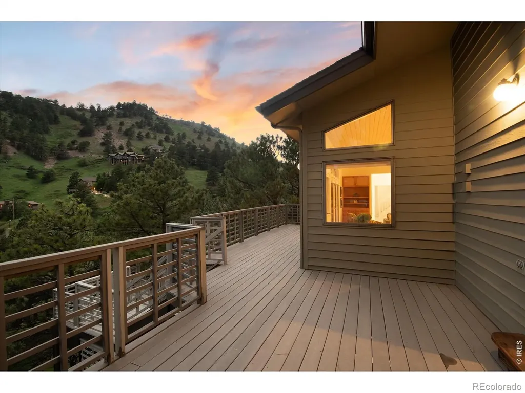 142 Meadowlook Way Boulder CO 80304