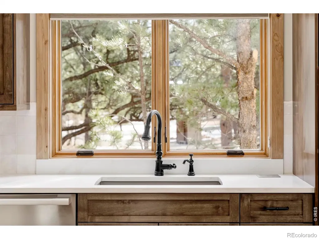 2729 S Lakeridge Trail Boulder CO 80302