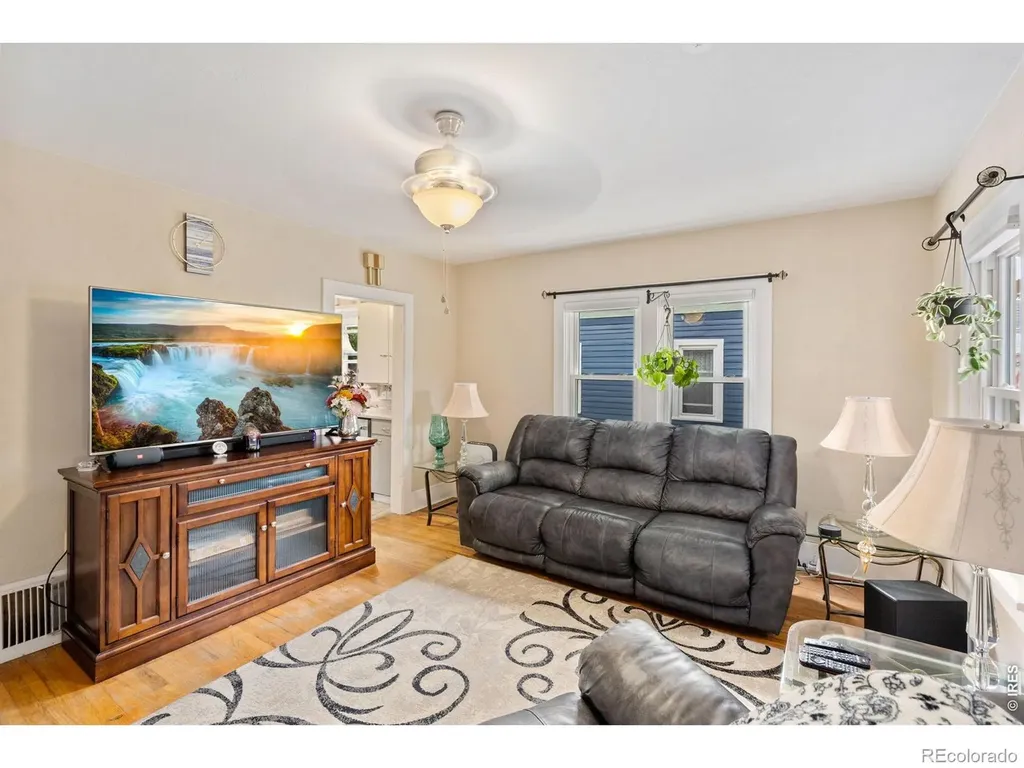 5 S Greeley Avenue Johnstown CO 80534