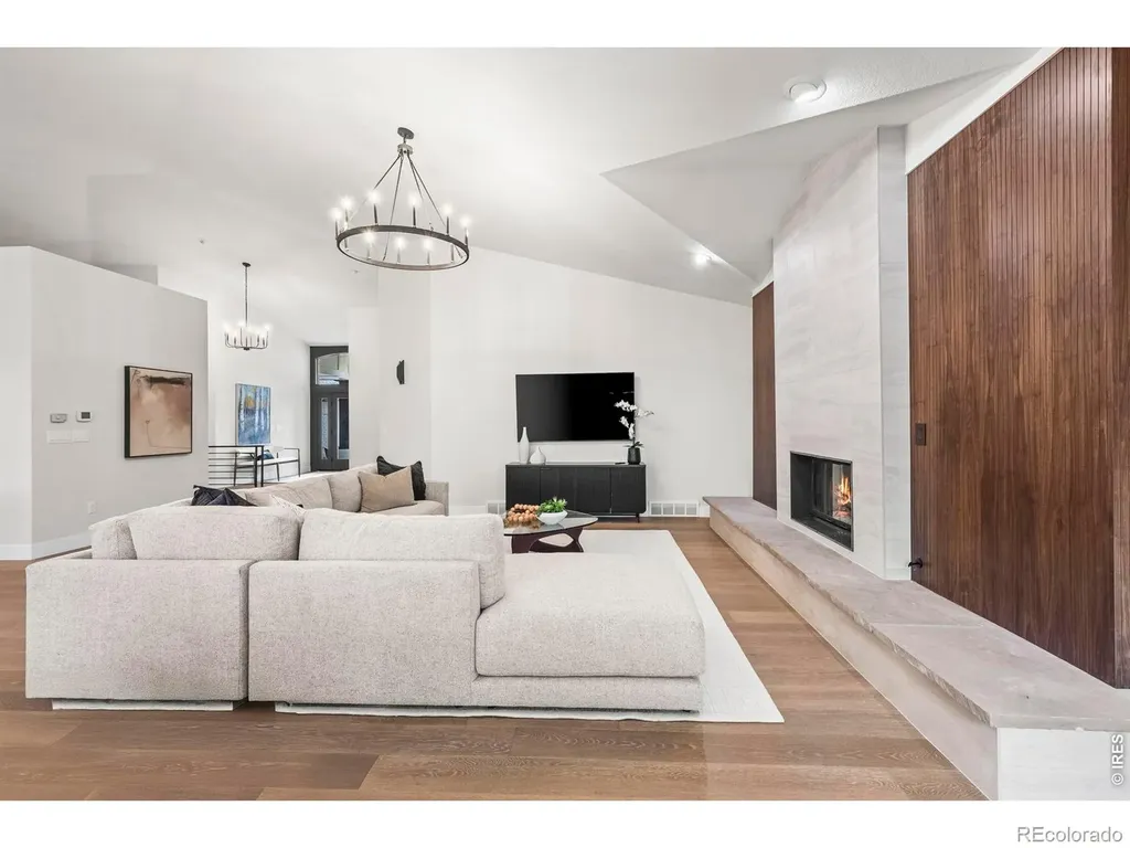 5302 Pinehurst Drive Boulder CO 80301