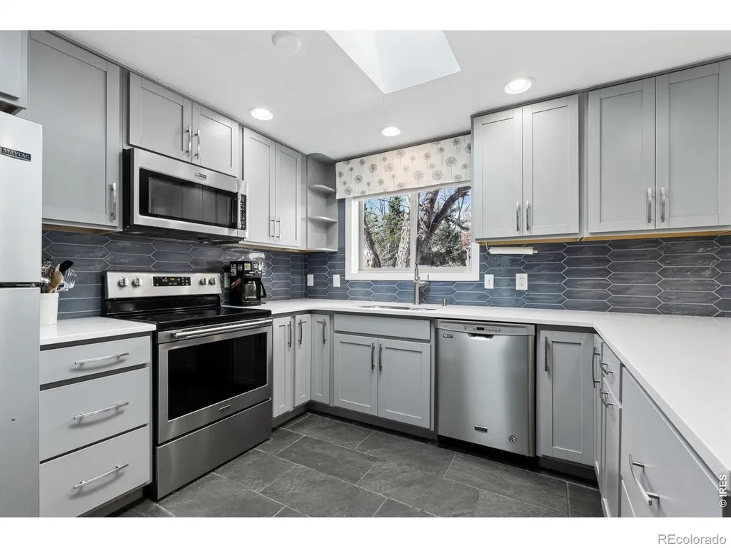 1920 Spruce Avenue Longmont CO 80501