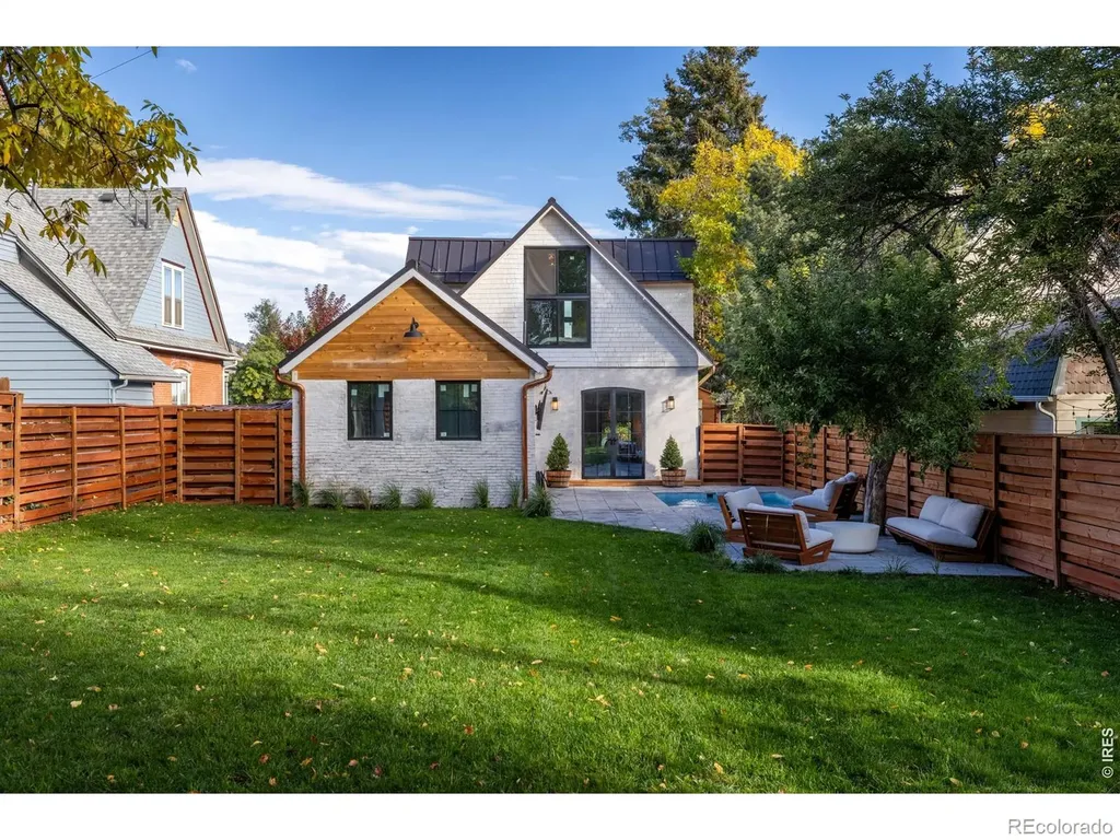 946 Portland Place Boulder CO 80304
