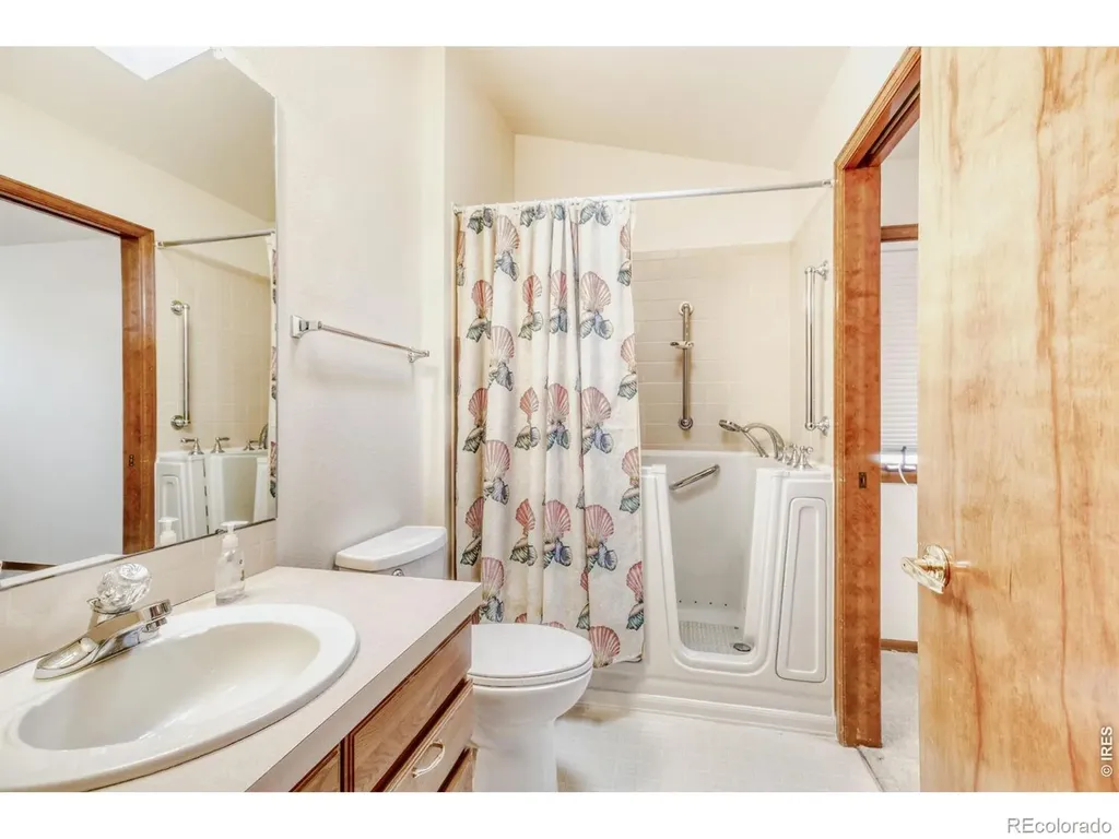 1534 Spencer Street Longmont CO 80501