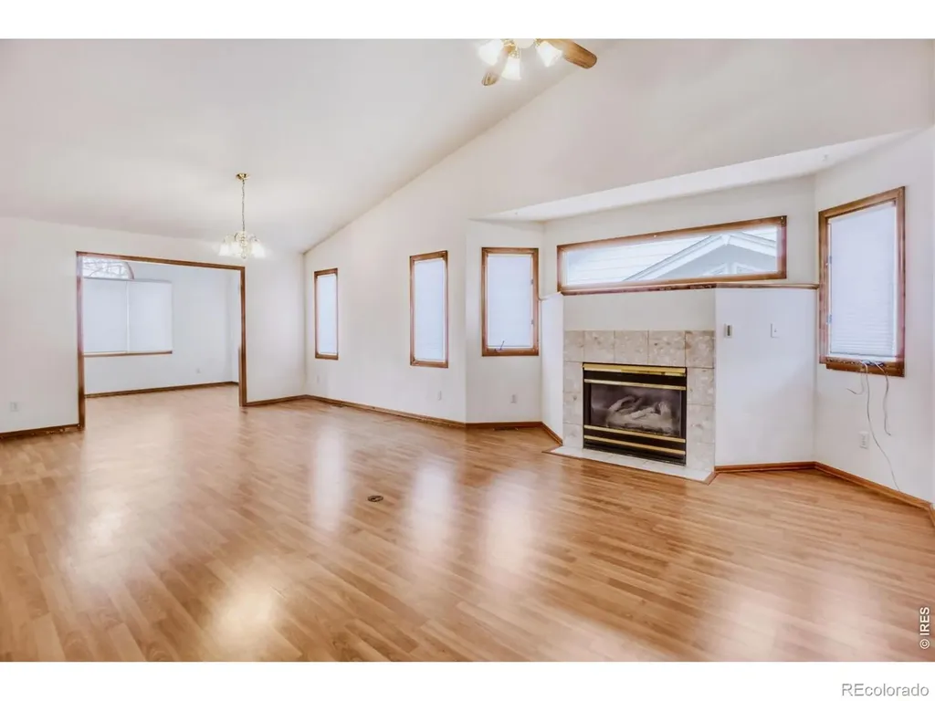 1534 Spencer Street Longmont CO 80501