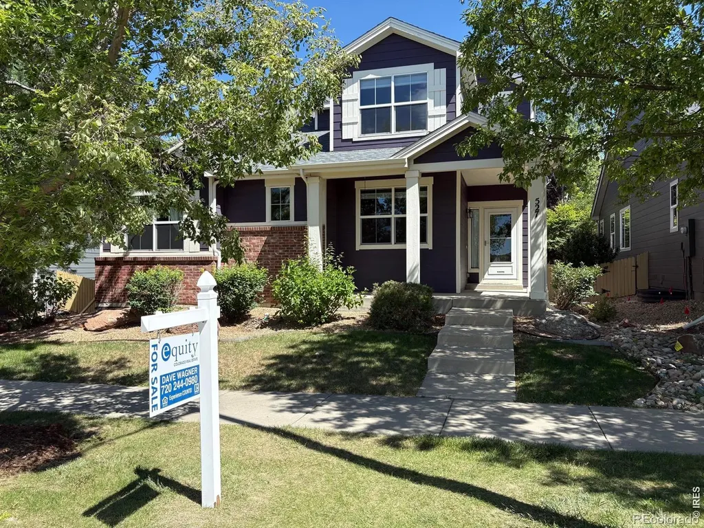 527 Deerwood Drive Longmont CO 80504