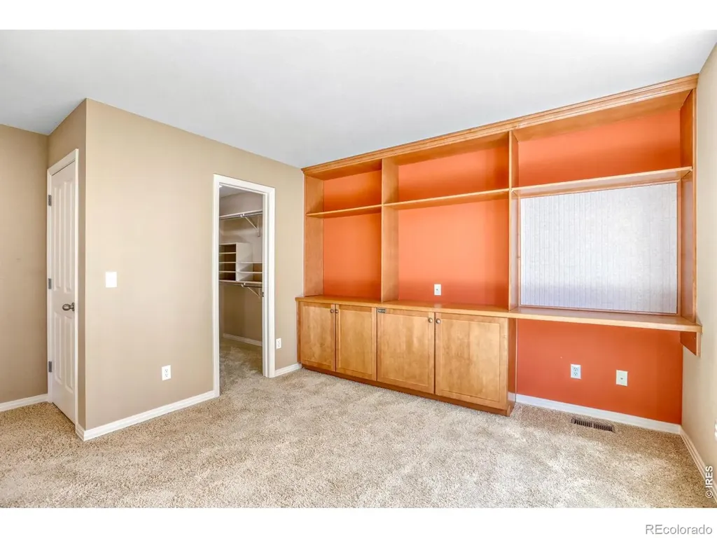 527 Deerwood Drive Longmont CO 80504