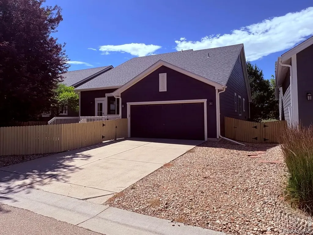 527 Deerwood Drive Longmont CO 80504
