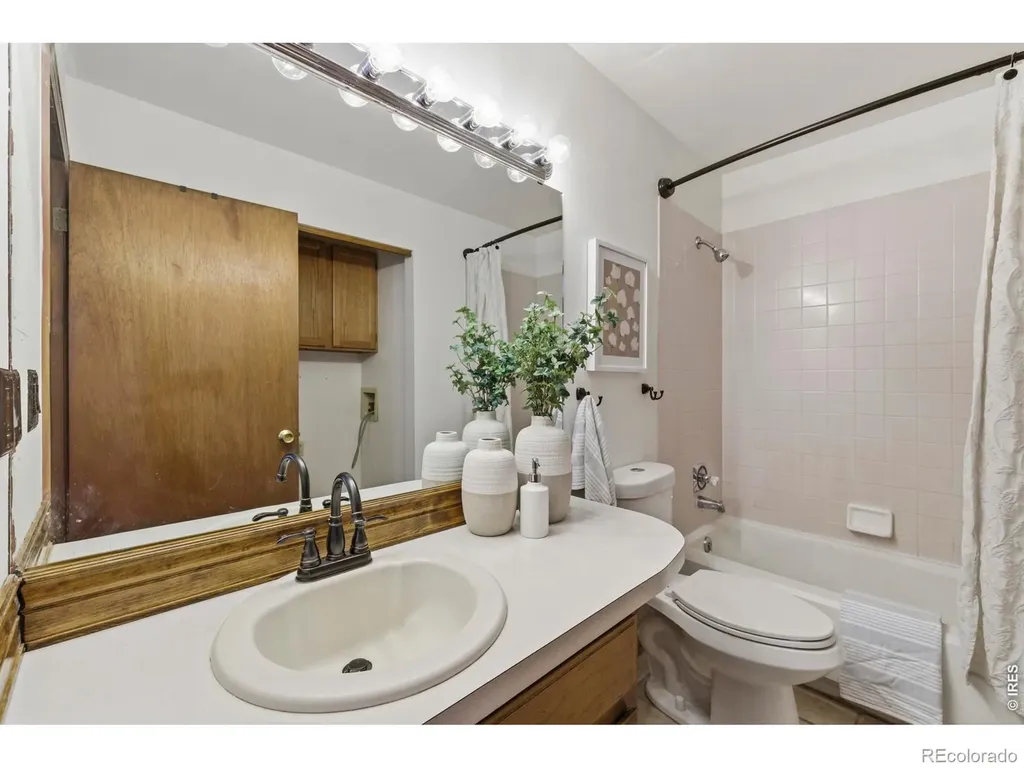 2943 Pleasant Valley Road Fort Collins CO 80521