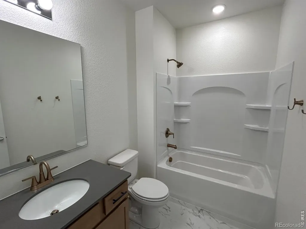 510 Gavin Court Hudson CO 80642
