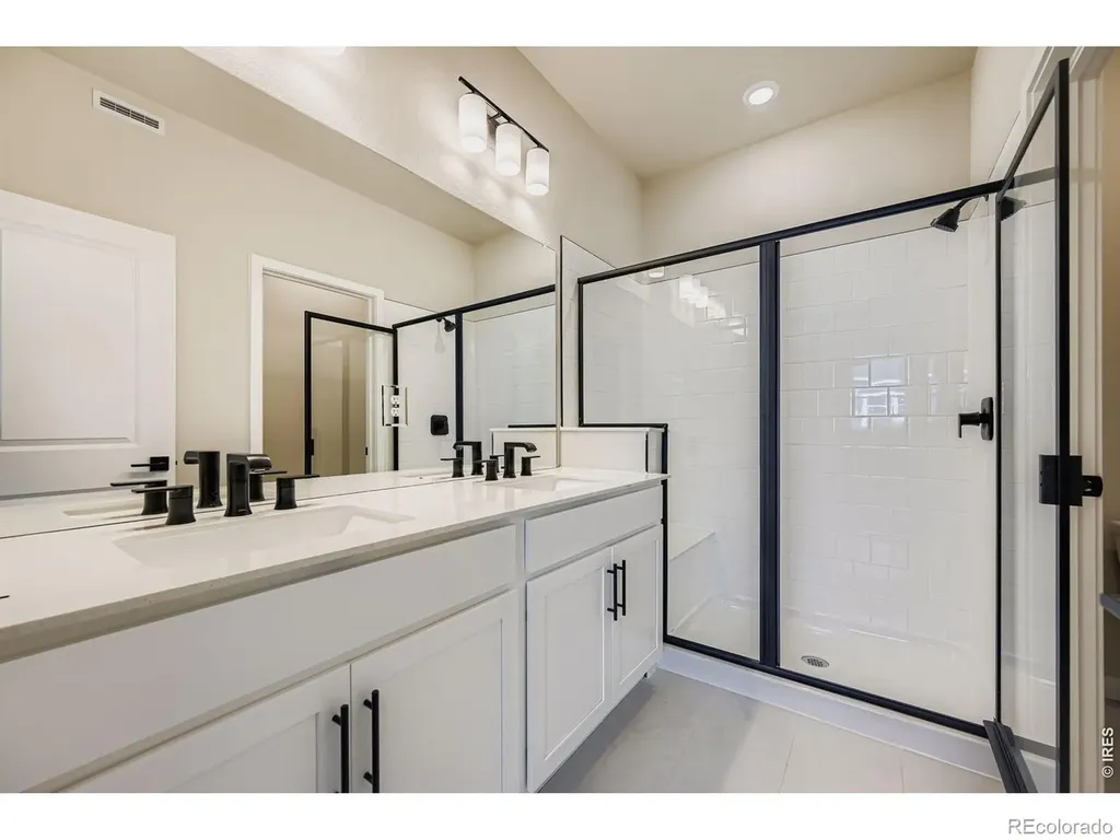 2817 Bear Springs Circle Longmont CO 80503