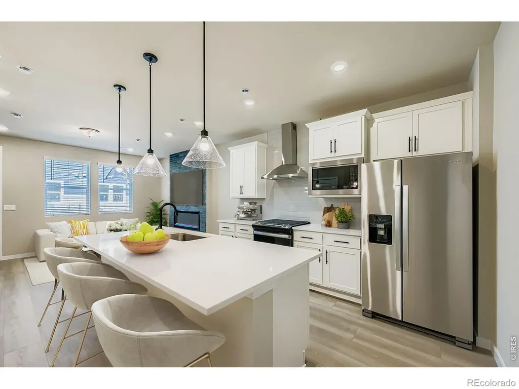 2817 Bear Springs Circle Longmont CO 80503