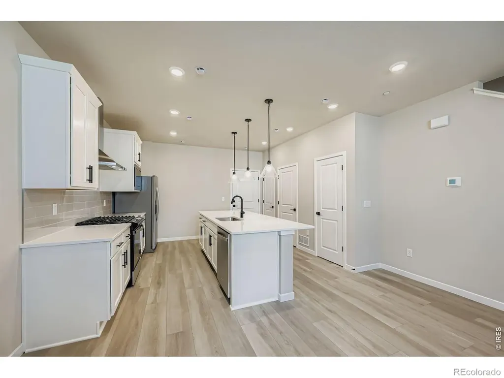 2817 Bear Springs Circle Longmont CO 80503