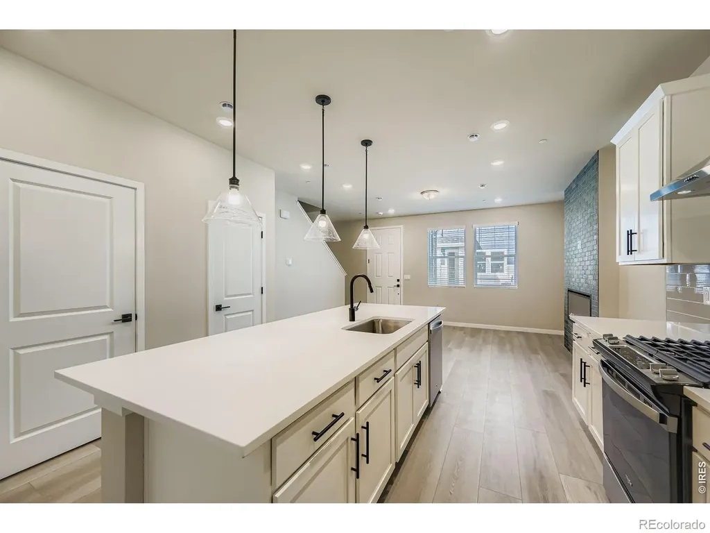 2819 Bear Springs Circle Longmont CO 80503