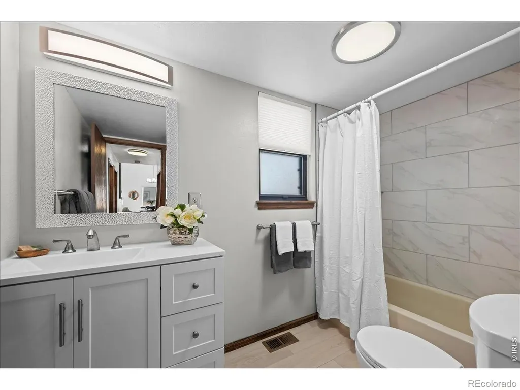 1006 Sunburst Court Lafayette CO 80026