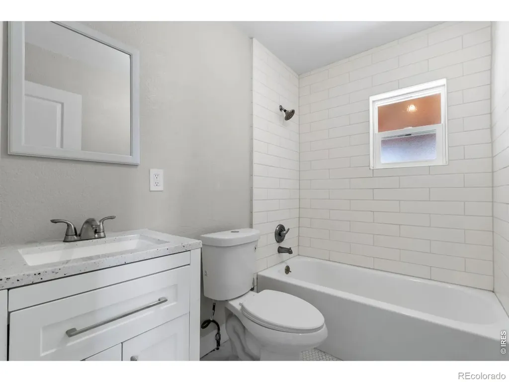 3968 N Steele Street Denver CO 80205